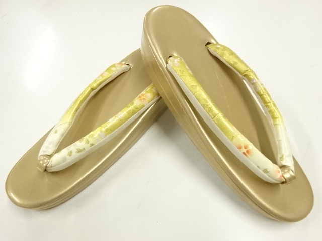 JAPANESE KIMONO / JAPANESE-STYLE ZORI (SIZE L)